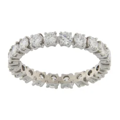 Anello eternity in oro bianco con diamanti 1,80 ct