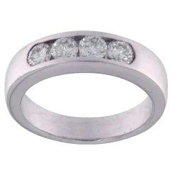 Anello fedina in oro bianco e diamanti