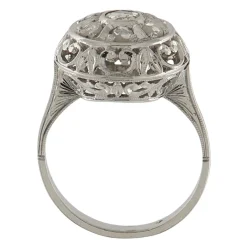 Anello in oro bianco con diamanti taglio rosetta