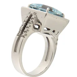 Anello in oro bianco con acquamarina 5,17 ct e diamanti