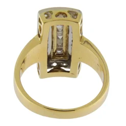Anello in oro giallo con diamanti 0,93 ct