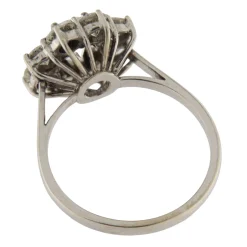 Anello margherita in oro bianco con diamanti 2,44 ct