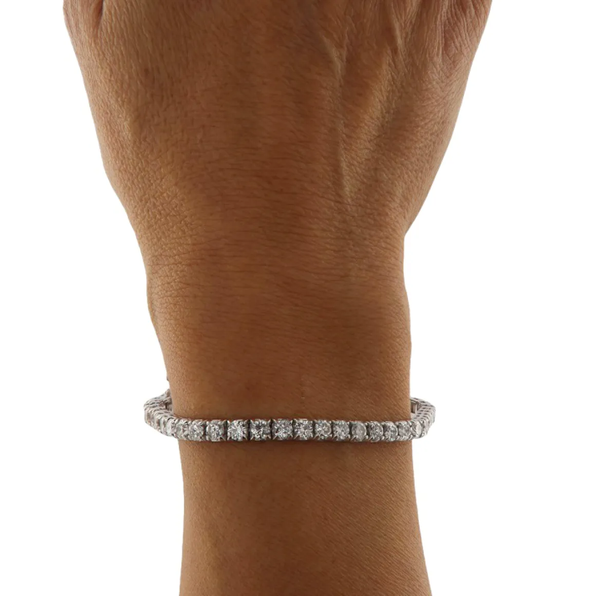 Bracciale tennis in oro bianco con diamanti taglio brillante 8,27 ct