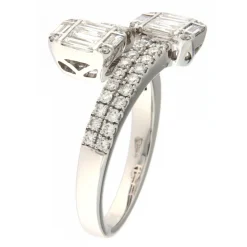 Guidetti | Anello contrarié in oro bianco con diamanti