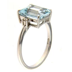 Guidetti | Anello in oro bianco con acquamarina 2,80 ct e diamanti