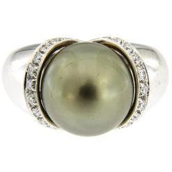 Guidetti | Anello in oro bianco con perla Tahiti e diamanti taglio brillante