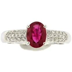 Guidetti | Anello in oro bianco con rubino e contorno di diamanti