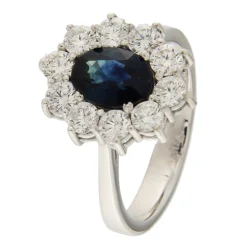 Guidetti | Anello in oro bianco con zaffiro 1,80 ct e contorno di diamanti 1,27 ct
