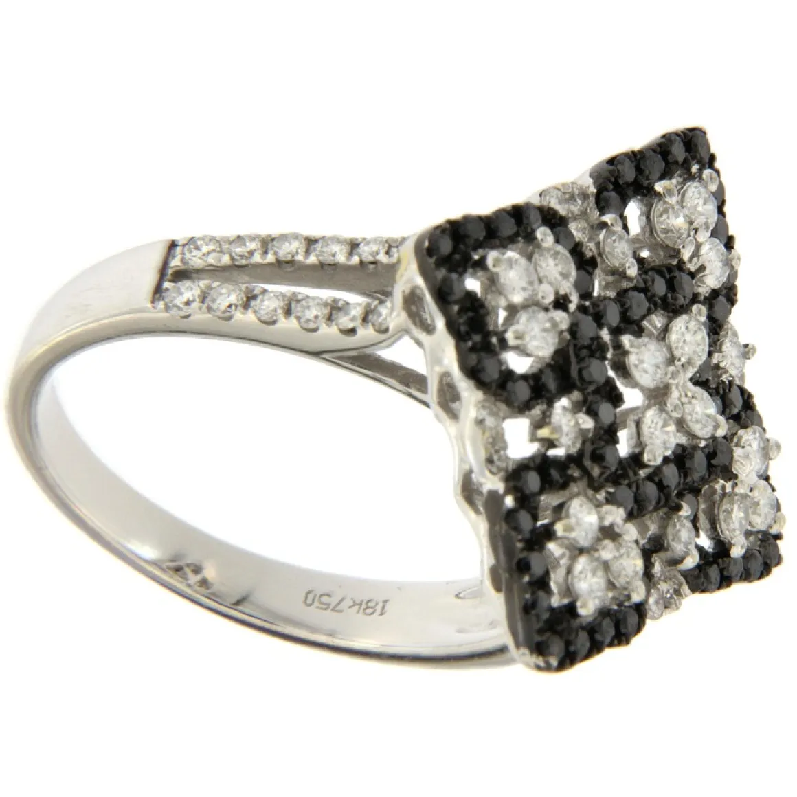 Guidetti | Anello rombo in oro bianco con diamanti bianchi e neri