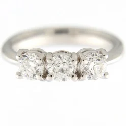 Guidetti | Anello trilogy in oro bianco con diamanti taglio brillante 1,51 ct certificati GIA