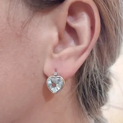 Guidetti | Orecchini in oro bianco con acquemarine mobili e diamanti