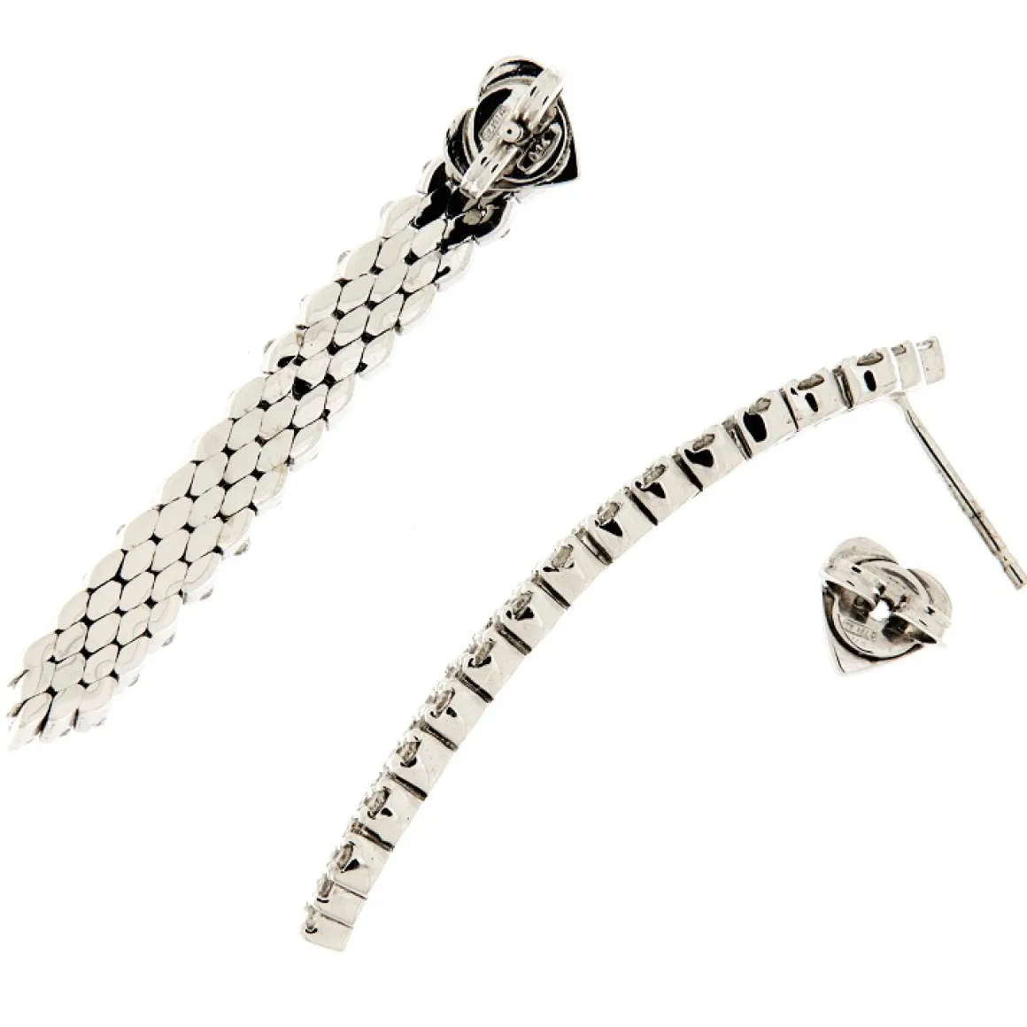 Guidetti | Orecchini pendenti in oro bianco 18 kt con diamanti taglio brillante