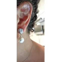 Orecchini pendenti in oro bianco con diamanti e perle diametro mm 14